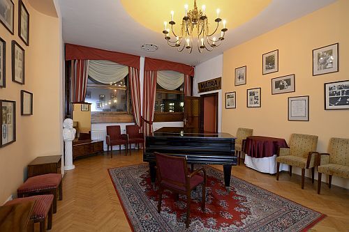 Affordable hotel in Galyateto the 4* Hunguest Grandhotel Galya