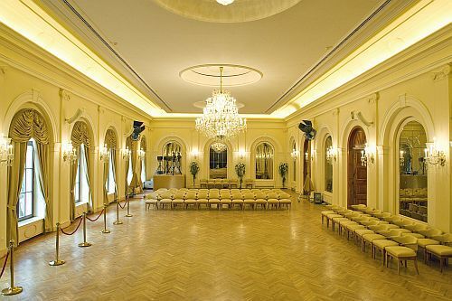 Grand Hotel Anna ballroom - Anna Balls in Balatonfured