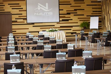 Conference and meeting room in Vital Hotel Nautis, at Lake Velence