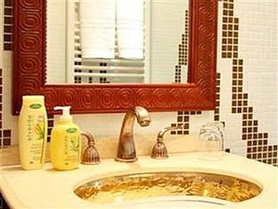 Last Minute offers in Amira Hotel Heviz - bathroom of the 4-star hotel