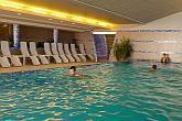 Swimming pool of Hotel Zenit Vonyarcvashegy for a romantic wellness weekend