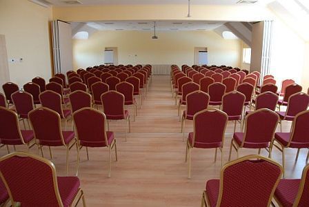 Conference room meeting room in Cserkeszolo at affordable price