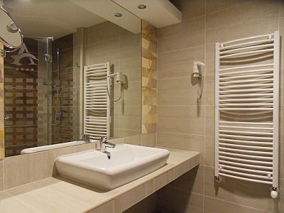 The modern and elegant bathroom of the Hotel Atlantis****