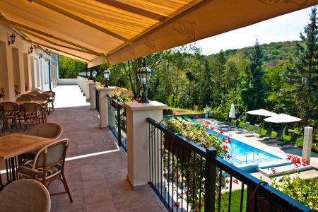 4* Calimbra Wellness Hotel in Miskolctapolca for a wellness weekend